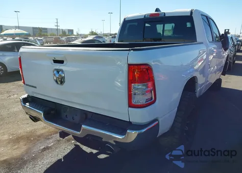 2022 Ram 1500 Big Horn 4X2 6'4 Box z USA, uszkodzony, nr VIN 1C6RREBT4NN274143